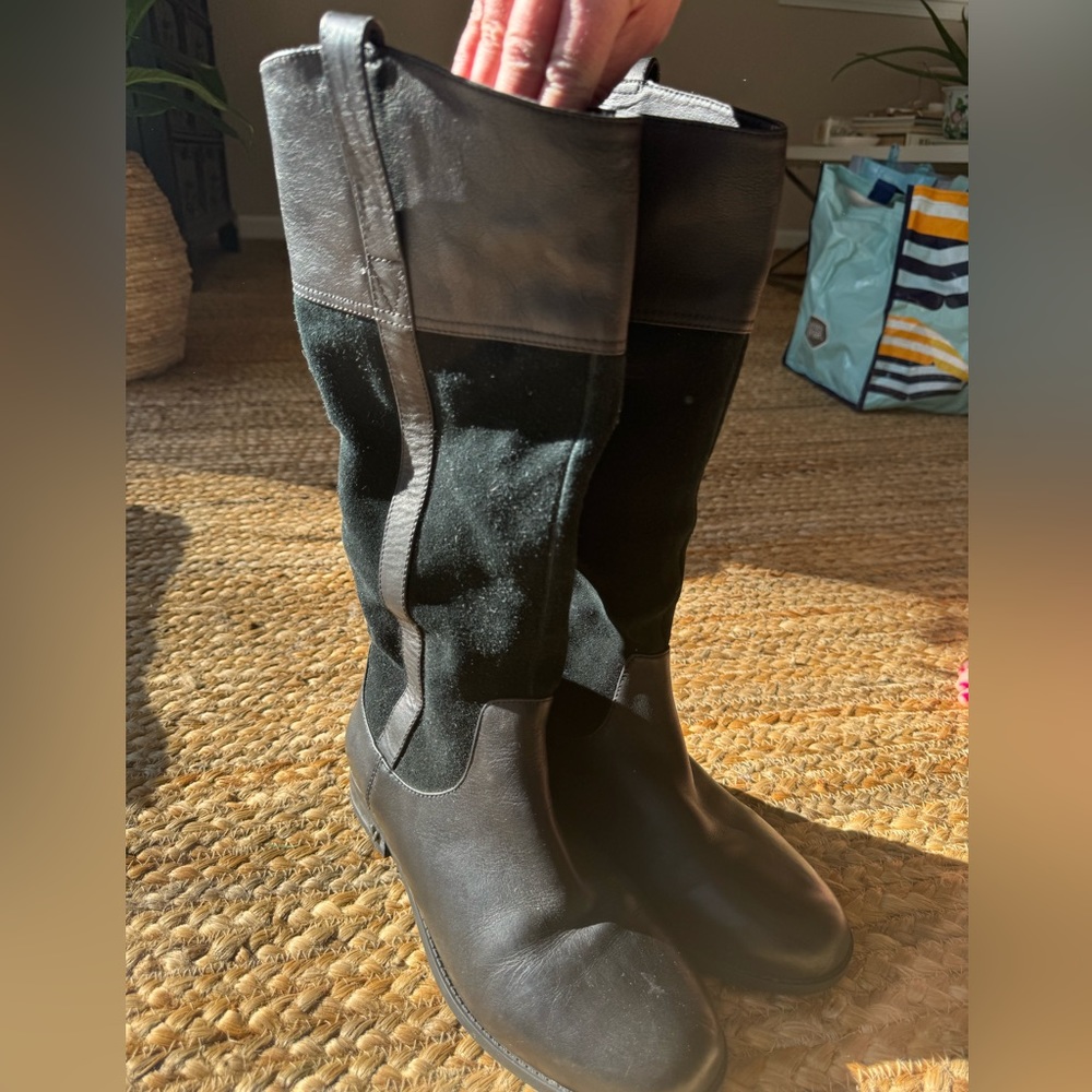 Vionic downing tall black boots. Size 8.5. Worn one time. Leather & Suede